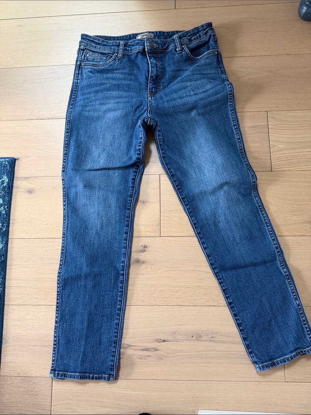 Kut from the Kloth Women's Dark Blue Straight Leg Jeans